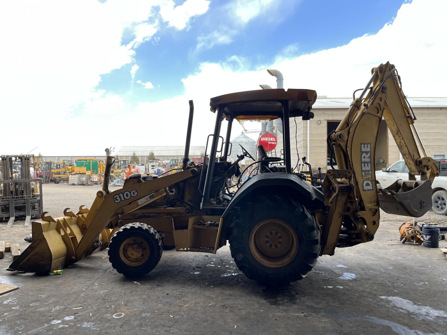 ./imagenes/INVOICE/2019/18088/RETROEXCAVADORA JOHN DEERE 310G (12).JPG